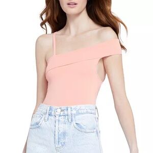 NWOT ALICE + OLIVIA Arletta Asymmetric Top